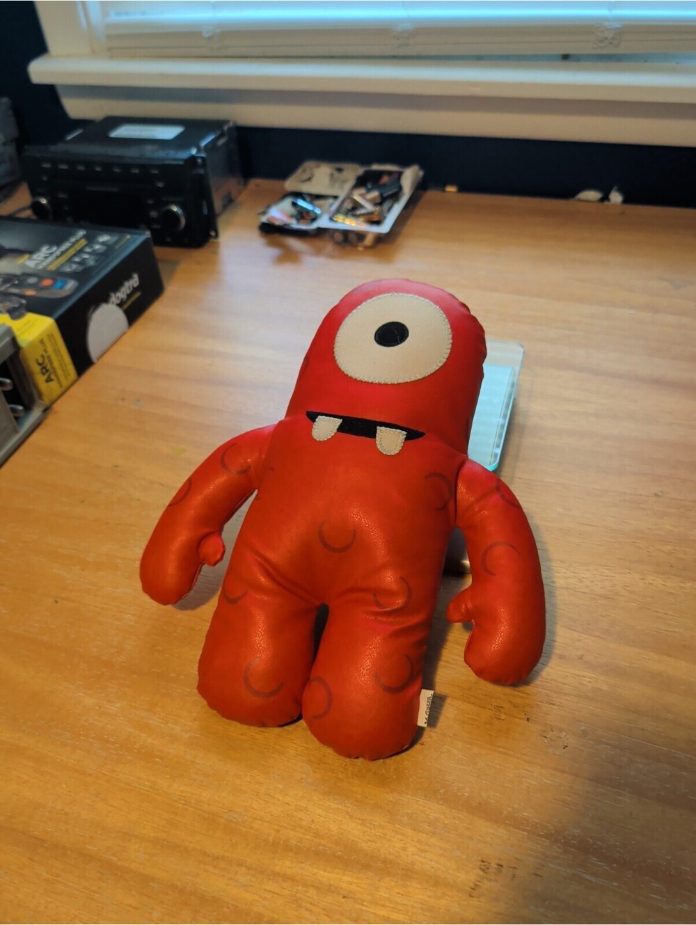 Yo Gabba Gabba! Muno Plush Figure Toy 2010 GabbaCaDabra Red WildBrain PPW Toys